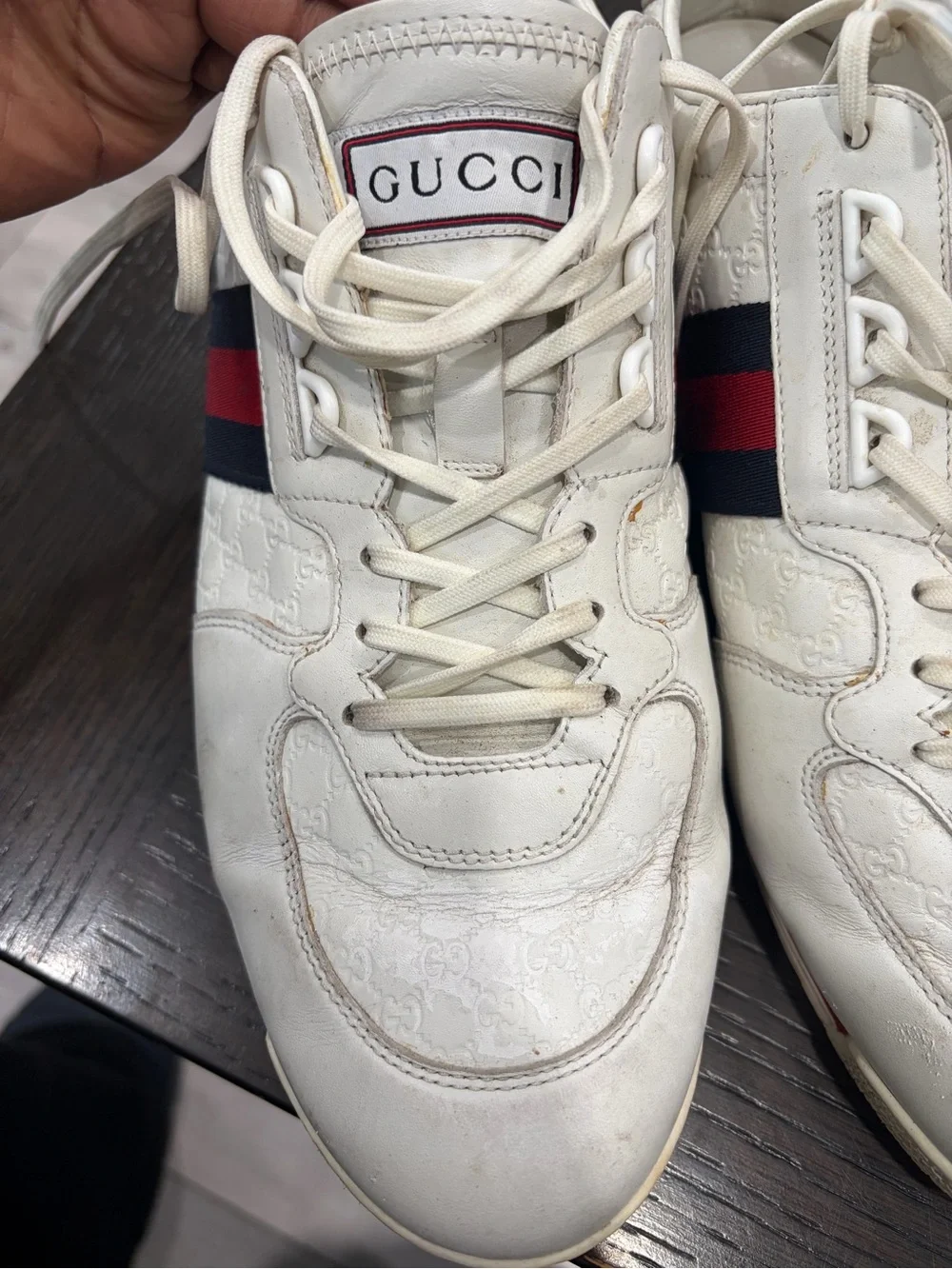 Gucci White Leather Low-Top Sneakers with Red & Blue Web